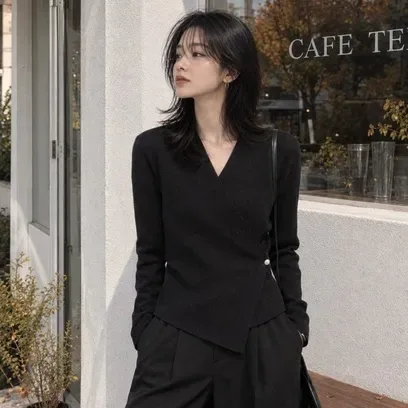 (더틸버리) 언밸런스 버튼 랩 가디건 TSAN1CD541