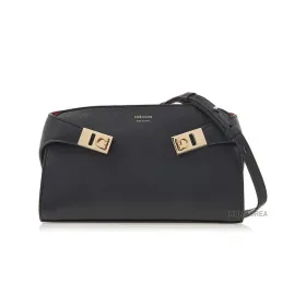 [페라가모] FW25 여성 허그 미니 크로스백 21 8964 NERO FLAME RED 0774628 118164