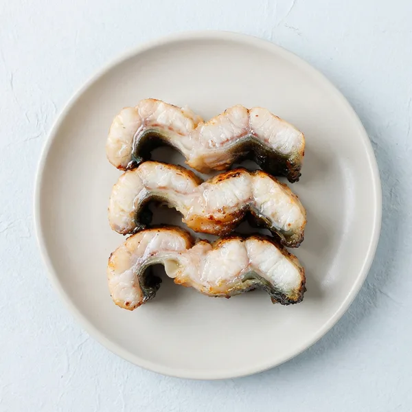 민물장어 1kg(손질 후 700g)